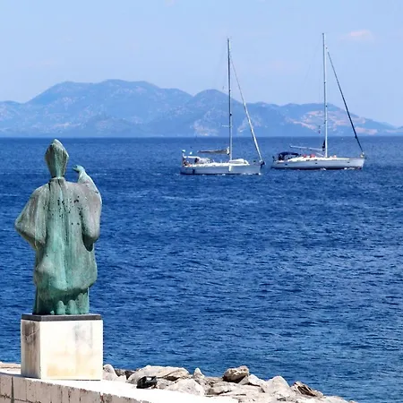 And By The Sea Sucuraj, Hvar - 12887